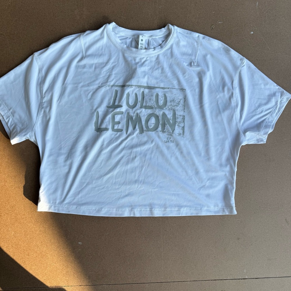 lululemon athletica White Crop Top - Picture 4 of 8